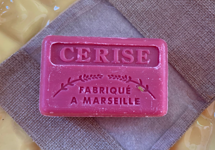 Savonnette Marseillaise au Beurre de Karité Bio - 125g - Cerise
