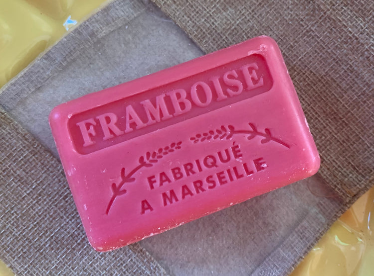 Savonnette Marseillaise au Beurre de Karité Bio - 125g - Framboise